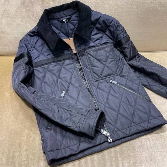 Burberry men quilted jacket in black / navy with logo - Picture 4 of 9